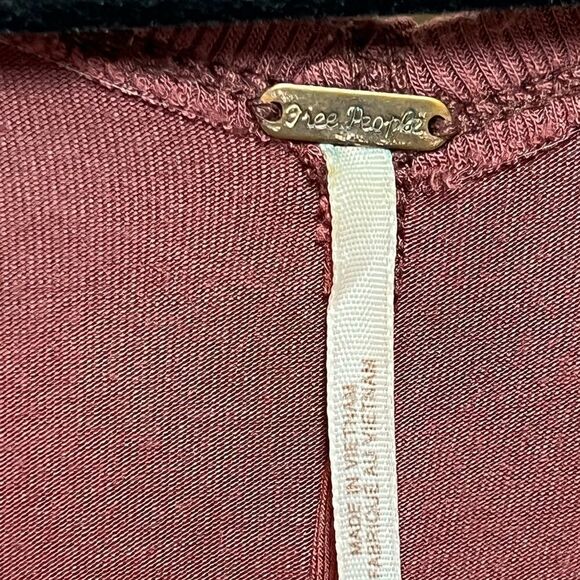 Free People Moonshine Long Sleeve V Neck Berry Tunic Size S - Picture 7 of 9